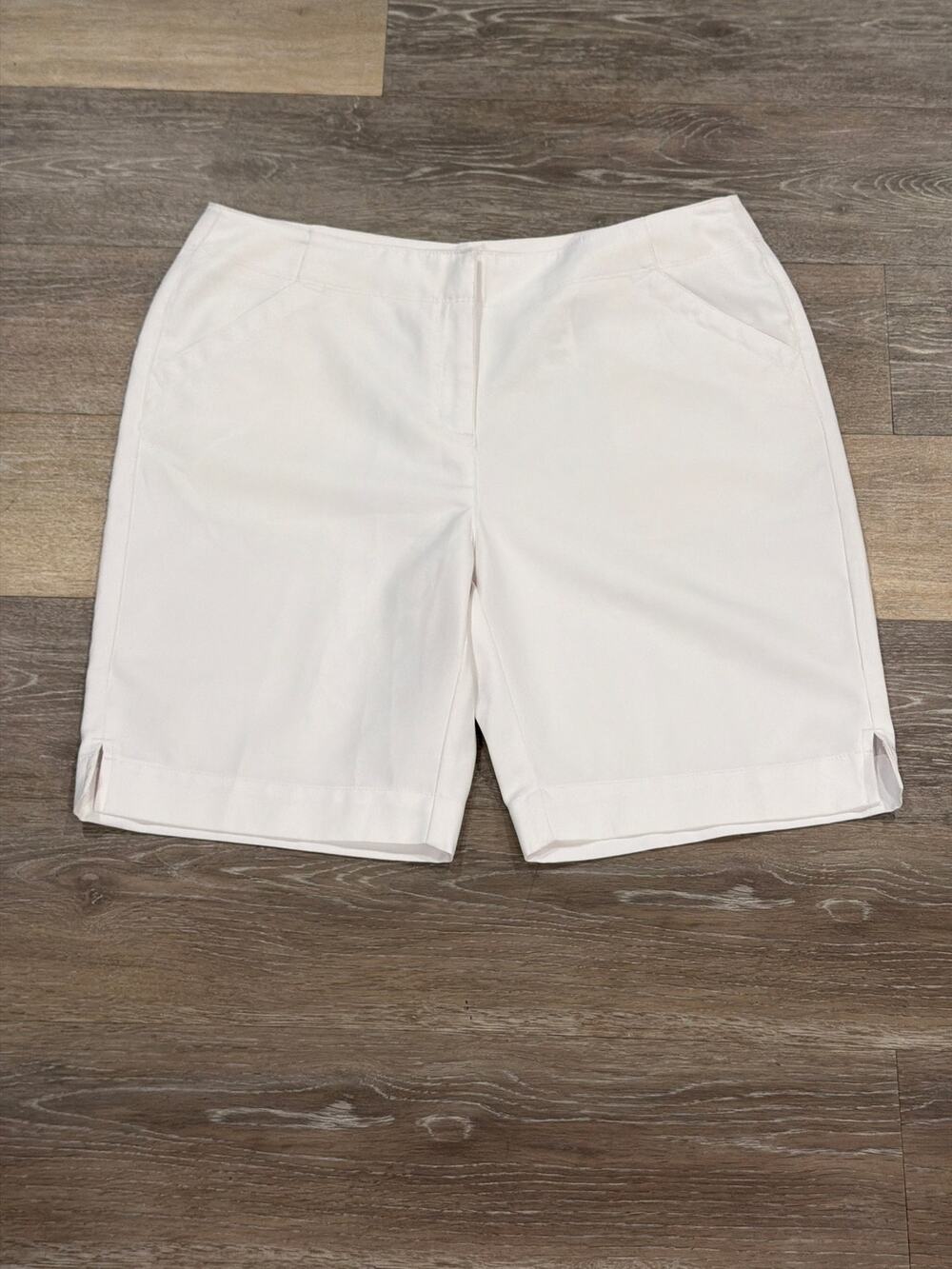 PGA Women's Shorts White Size 10